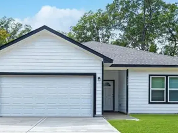 89 County Road 3552, Cleveland, TX 77327