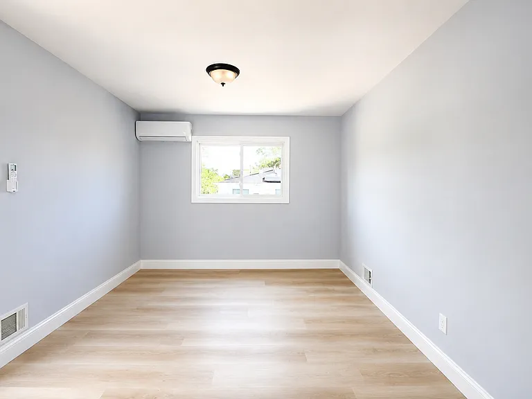 780 Stafford Ave #2 — Photo 8