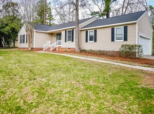 2001 Quail Forest Dr, Raleigh, NC 27609