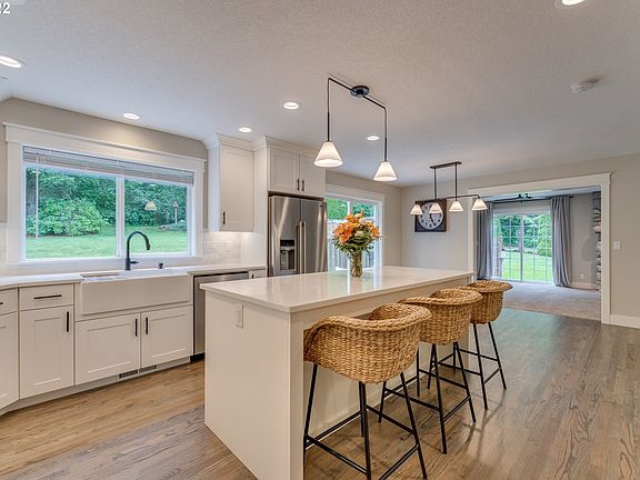 3rd image of 30716 NE 182nd Ave