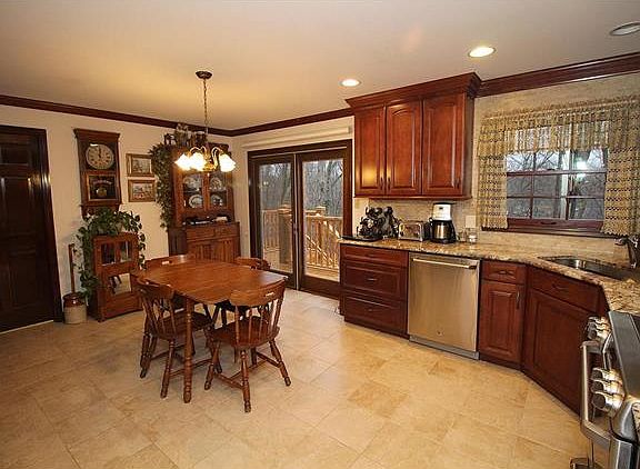 5th image of 2356 Hollyhead Dr