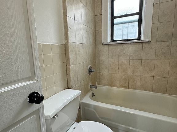 4th image of 34-21 102nd St #34