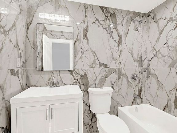 3rd image of 3780 Willett Ave #2