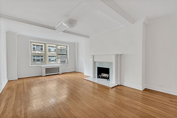 1st image of 414 E 52nd St #C9