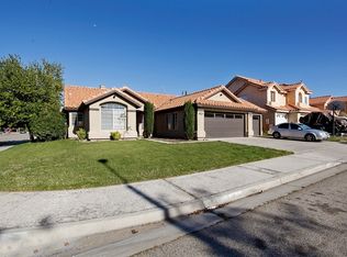 37656 Spectrum Ln, Palmdale, CA 93552