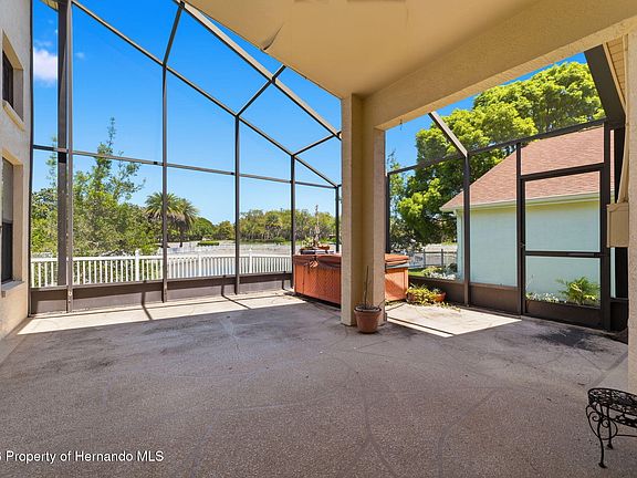 4th image of 11127 Cherrywood Ct