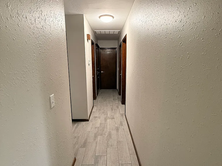 6613 Laurel Rd — Photo 10