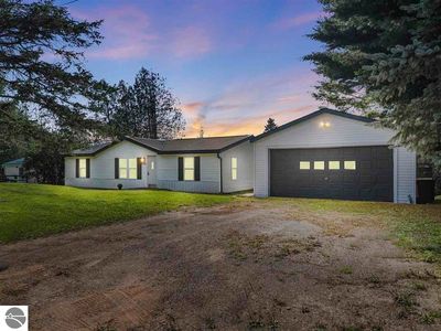 4735 Murray Ln, East Jordan, MI, 49727