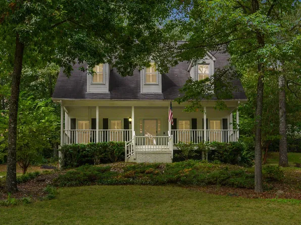 5729 Mallard Lake Dr, Birmingham, AL 35244
