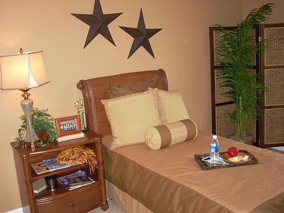 Bed#4   13'X 11' 9"