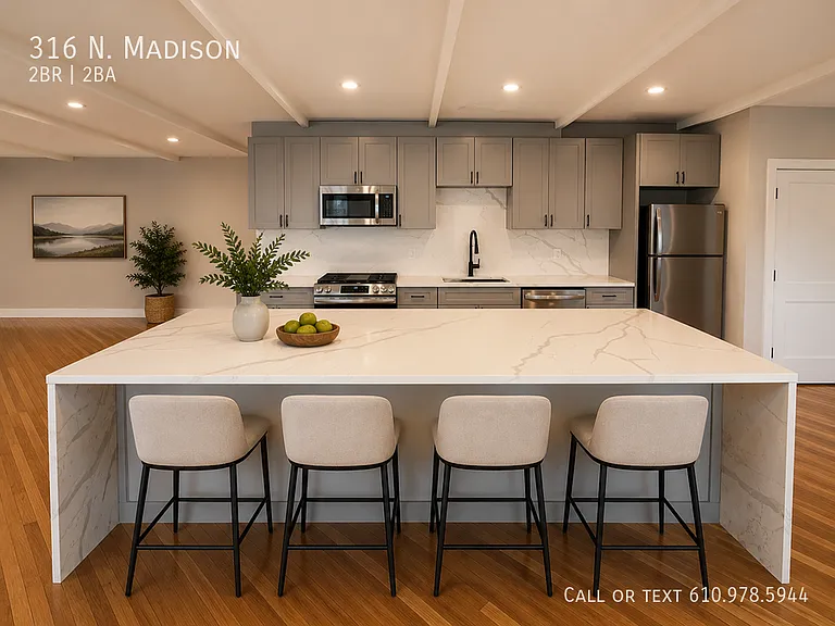 316 N Madison St — Photo 5
