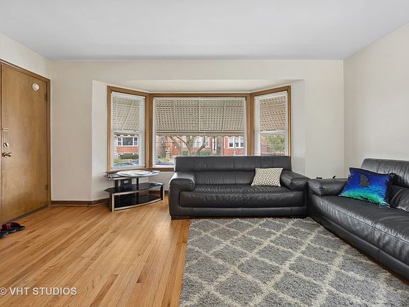 4th image of 4905 N Marmora Ave
