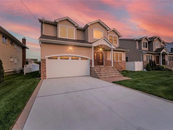 170 Alice Avenue, Oceanside, NY 11572