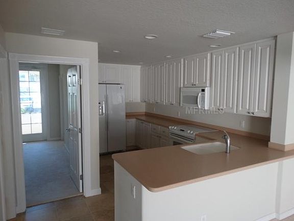 3rd image of 11878 Nautica Dr