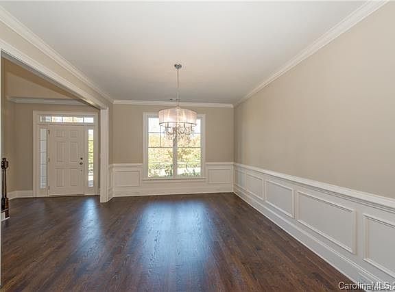5th image of 109 Fairfax Ct #3