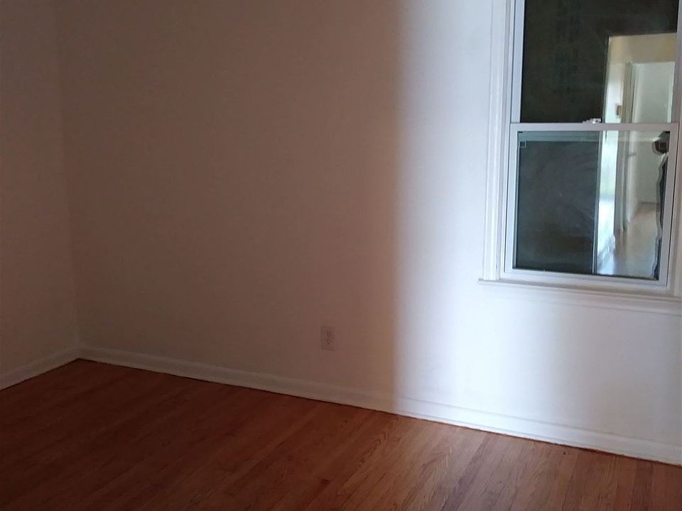 Bedroom 2 - Upper Unit