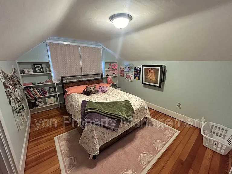 136 Aborn Ave — Photo 11