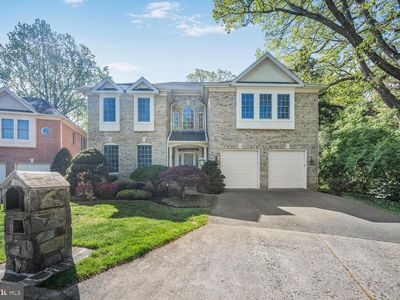 7401 Honesty Way, Bethesda, MD, 20817
