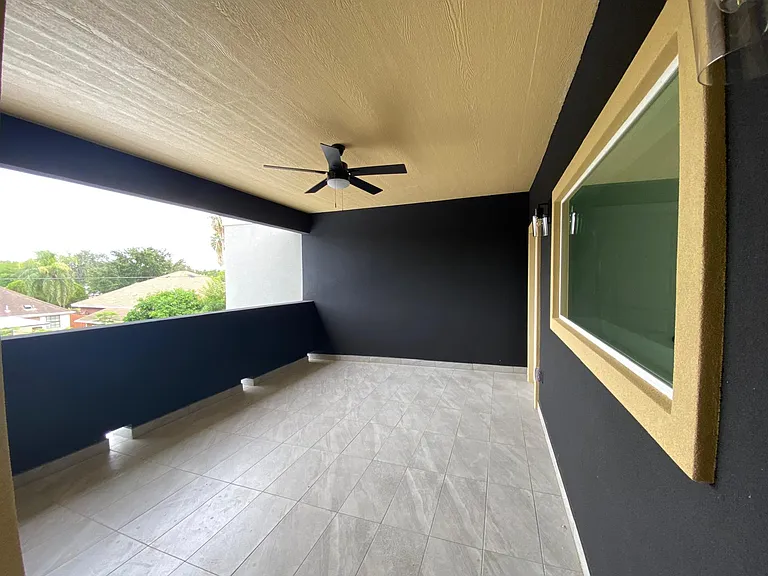 5518 N Crown Point — Photo 10