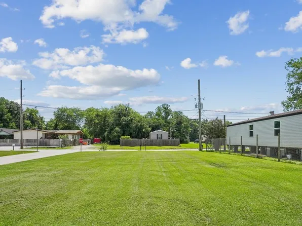 3113 Ashley Dr, Violet, LA 70092
