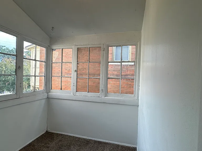 2208 E 17th Ave #7 — Photo 5
