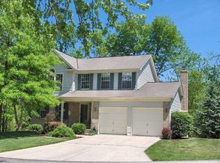 519 Elm Ridge Ct, Cincinnati, OH 45244