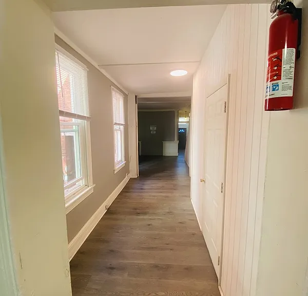 144 W Jackson St #A — Photo 13