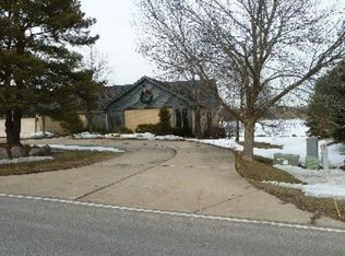1320 Dunheath Dr, Inverness, IL 60010