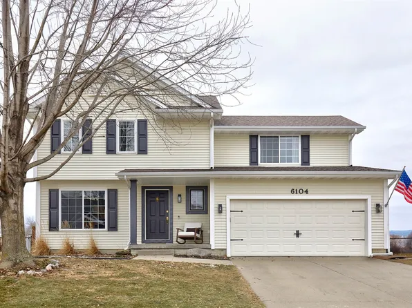 6104 Four Pines St, Johnston, IA 50131