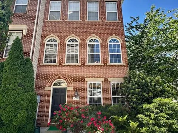 14533 Kentish Fire St, Gainesville, VA 20155