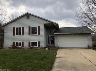 1386 Thatcher Dr, Painesville, OH 44077