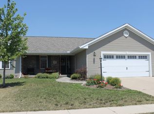 1513 Kelsey St, Washington, IL 61571