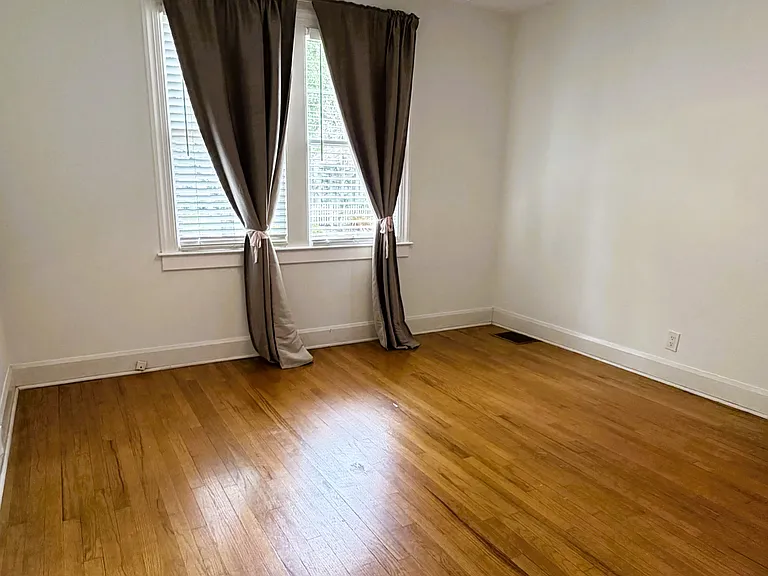Bedroom #1