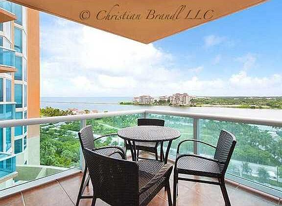3rd image of 300 S Pointe Dr APT 1204