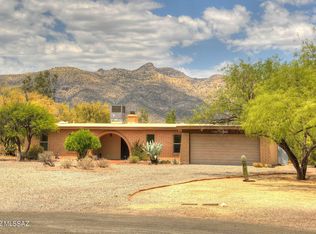 9521 E Quiet Pl, Tucson, AZ 85749