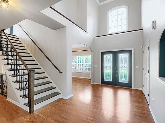 2nd image of 25315 W Wilson Ct