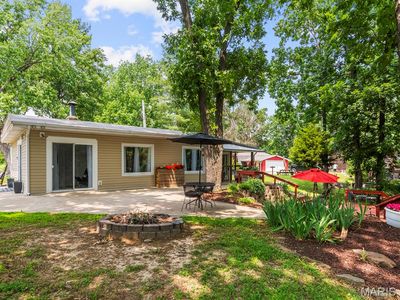1966 Lee Ln, Centralia, IL, 62801
