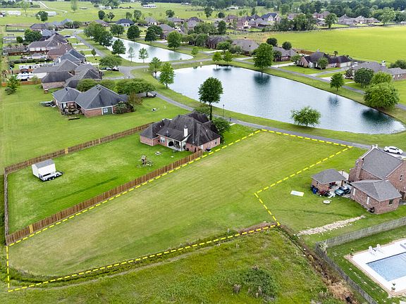 3rd image of Grand Lake Dr