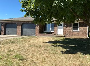 36 Ryan Dr #B, Trafalgar, IN 46181