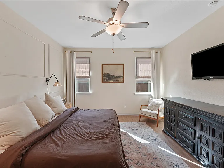 5028 Waterway Dr — Photo 23