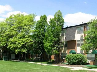 Village on the Park, Southgate, MI 48195