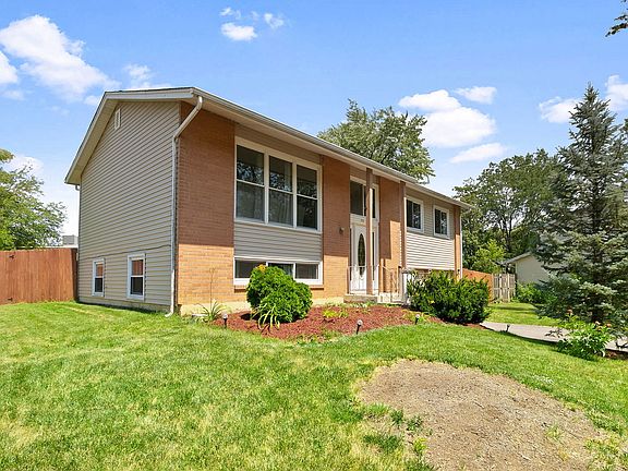 2nd image of 594 Cades Ct