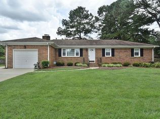 512 Montevale Dr, Chesapeake, VA 23322
