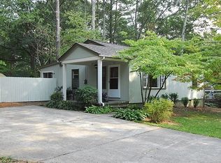 572 Scott Cir, Decatur, GA 30033