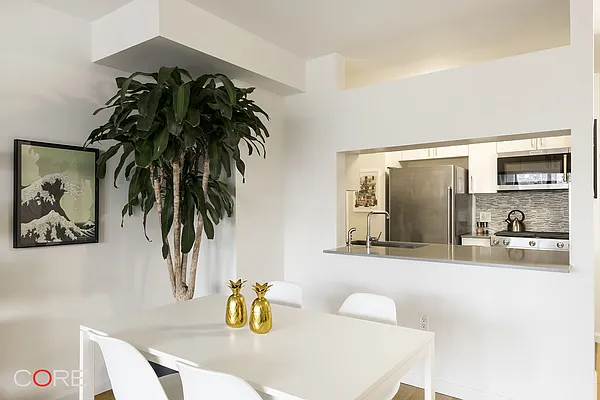 Rented by CORE | media 63