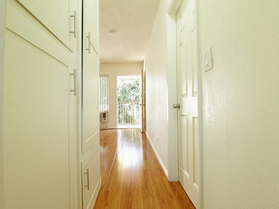 5th image of 817 N Garfield Ave APT 6