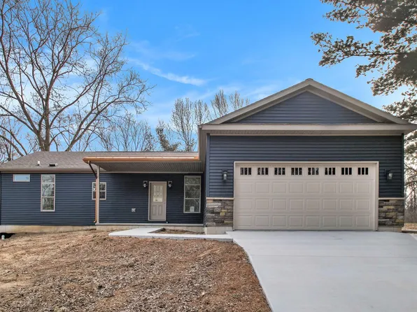 1504 Evergreen Pl, Elkhart, IN 46514