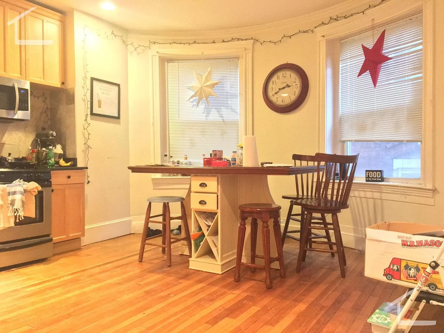 No Brokers Fee, Washington Sq. Area of Brookline. Central Heat/AC, Laundry on a Site, Parking for... — Photo 1