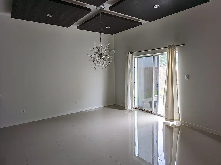 5211 Shalom Dr — Photo 16