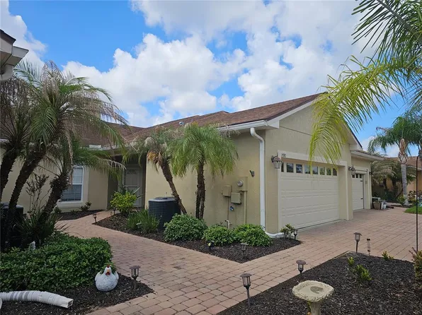 1590 Vienna Square Dr, Winter Haven, FL 33884